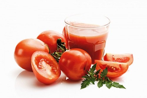 Cà chua giúp điều trị mụn ở nam giới