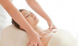 massage giúp tăng kích thước vòng 1
